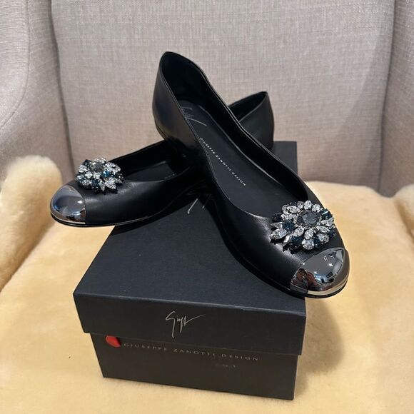 Giuseppe Zanotti Crystal Embellished top grain leather Ballet Flats Size 39 - Picture 10 of 11